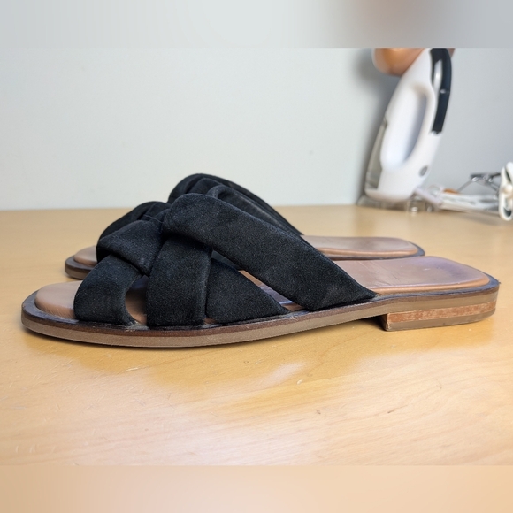 MAGUIRE Women Sandals Size 38 = 7.5-8 US Black And Tan Suede Top - Picture 3 of 7